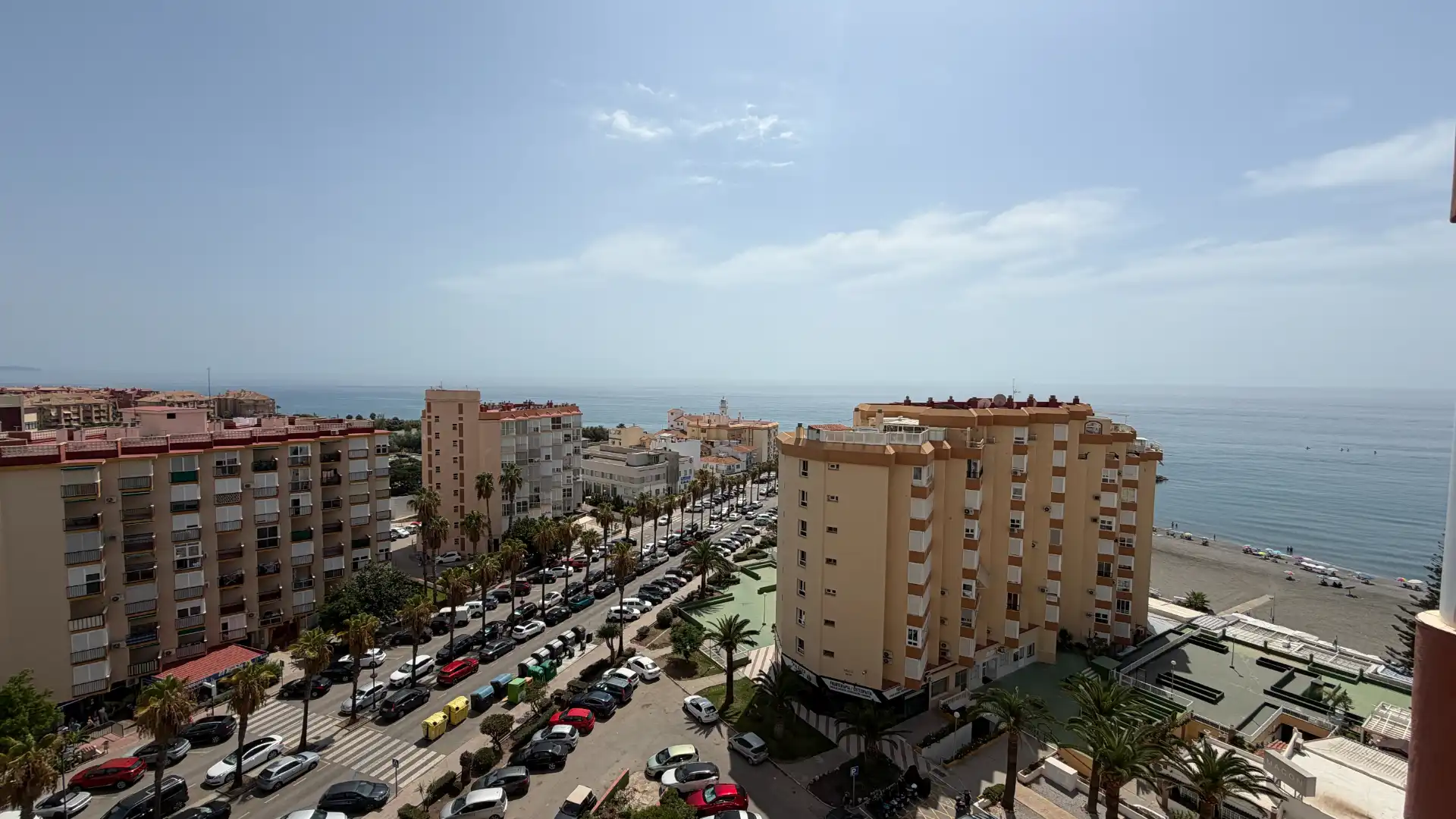 Außenansicht von Wohnung zum Verkauf in Torrox mit Möbliert, Ofen und Waschmaschine