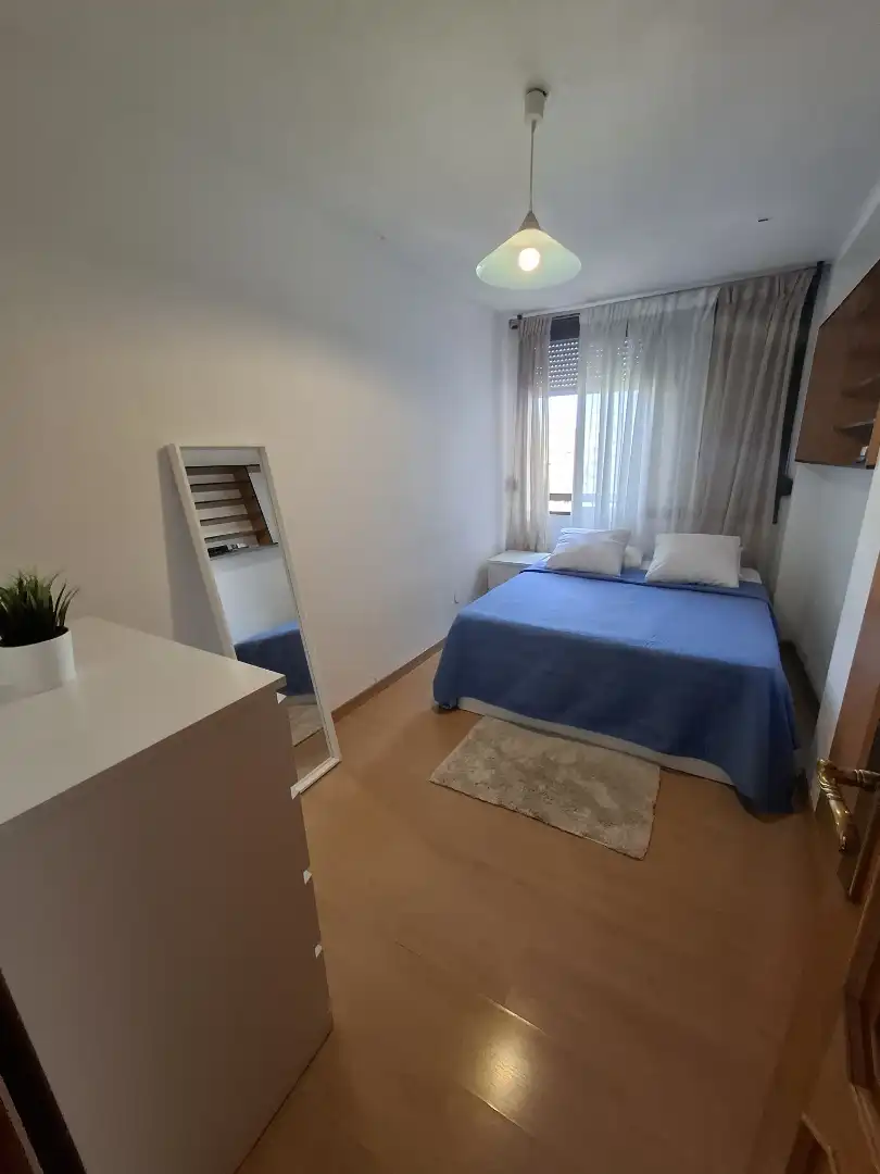 Bedroom of Flat for sale in Valencia  with Air Conditioner, Furnished and Oven