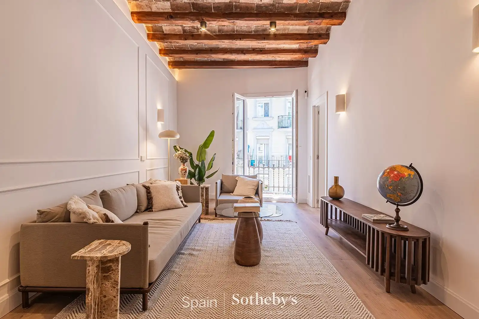 Sala de estar de Apartamento en venta en Barcelona con Aire acondicionado y Calefacción
