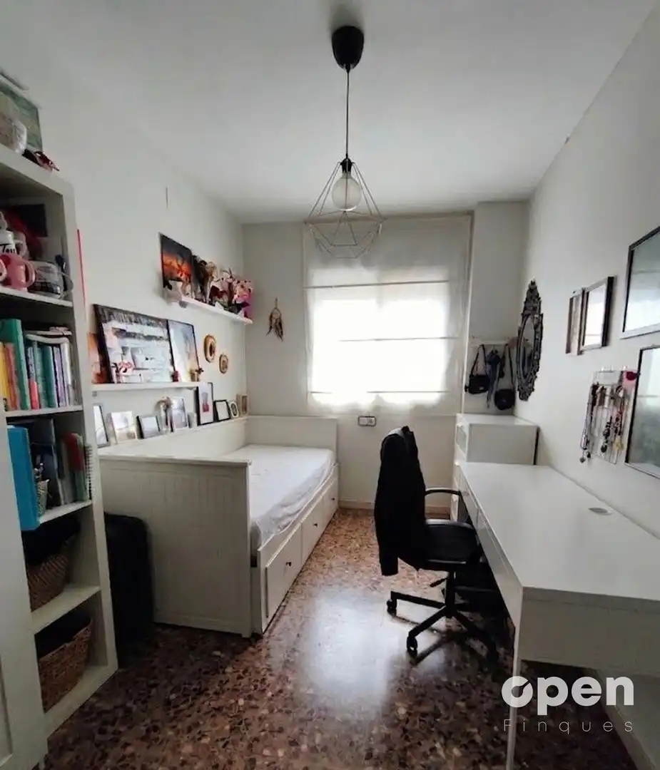 Dormitori de Pis en venda en Terrassa amb Aire condicionat, Calefacció i Parquet