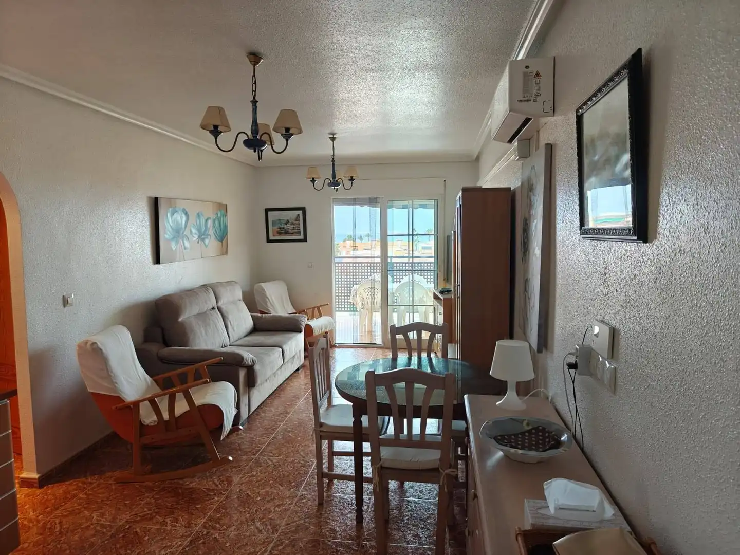 Sala d'estar de Àtic de lloguer en Cartagena amb Aire condicionat, Terrassa i Moblat