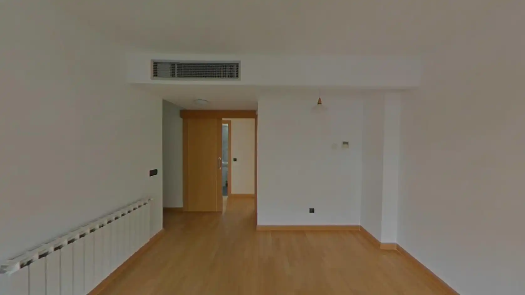 Flat for sale in Madrid  with Air Conditioner, Heating and Storage room