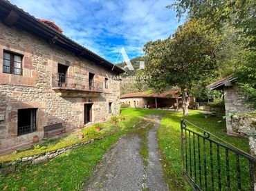 Maison à vendre à Cades