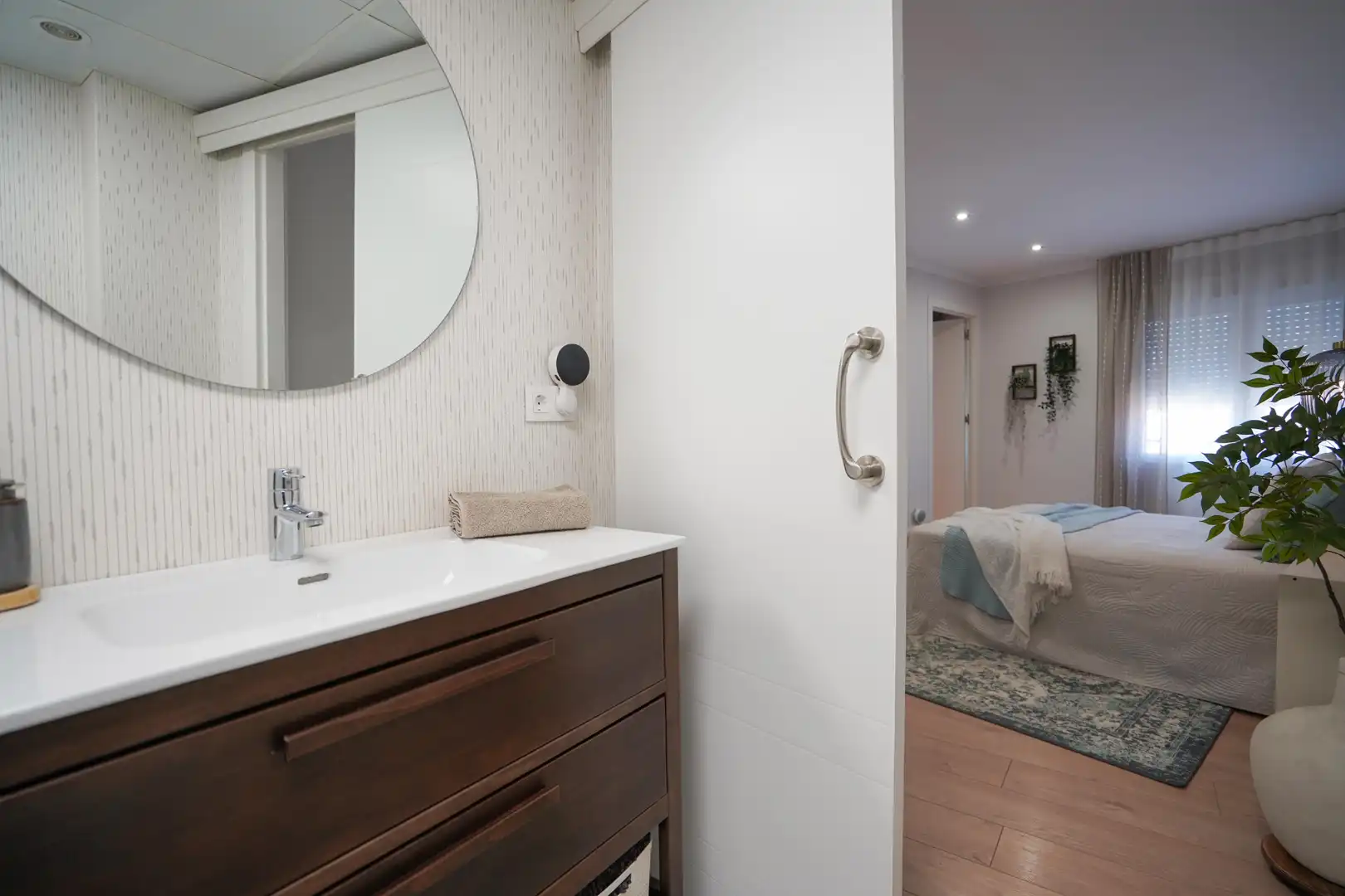 Bathroom of Flat for sale in Vila-seca  with Air Conditioner, Heating and Parquet flooring
