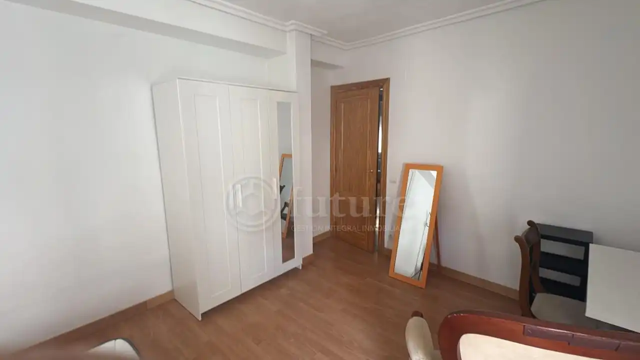 Schlafzimmer von Wohnung zur Miete in Salamanca mit Heizung und Möbliert