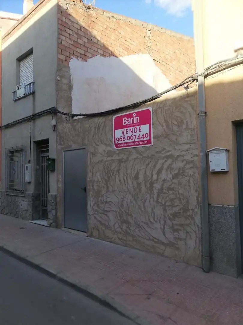 Terreno residenziale in vendita a Calle Mula 19