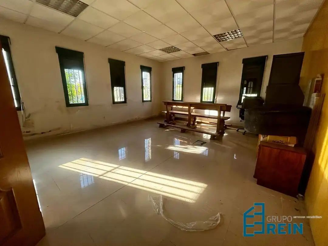 Commercial properties for rent in Recas