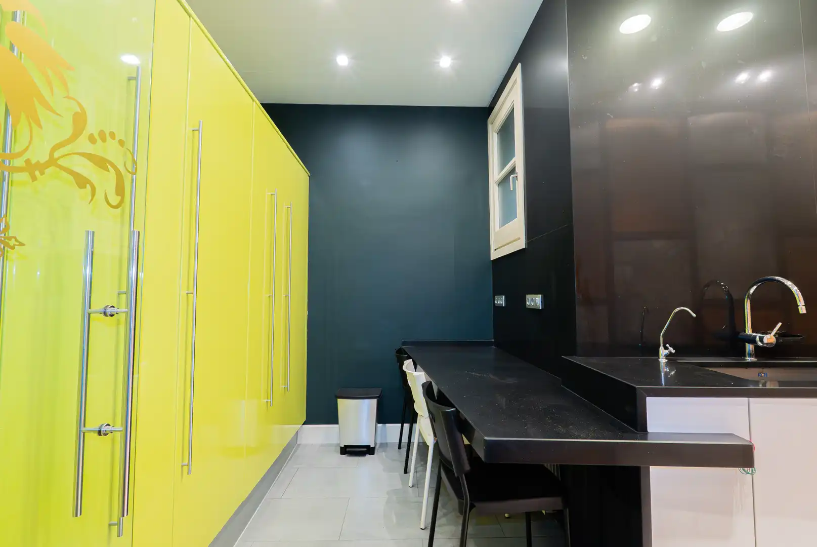 Kitchen of Flat for sale in Barcelona  with Air Conditioner, Heating and Parquet flooring
