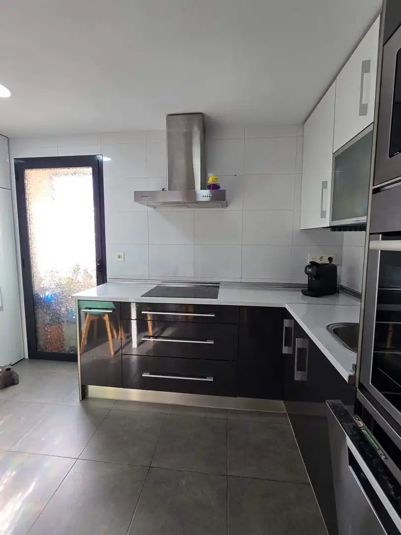 Cocina de Piso en venta en Crevillent con Aire acondicionado, Parquet y Terraza