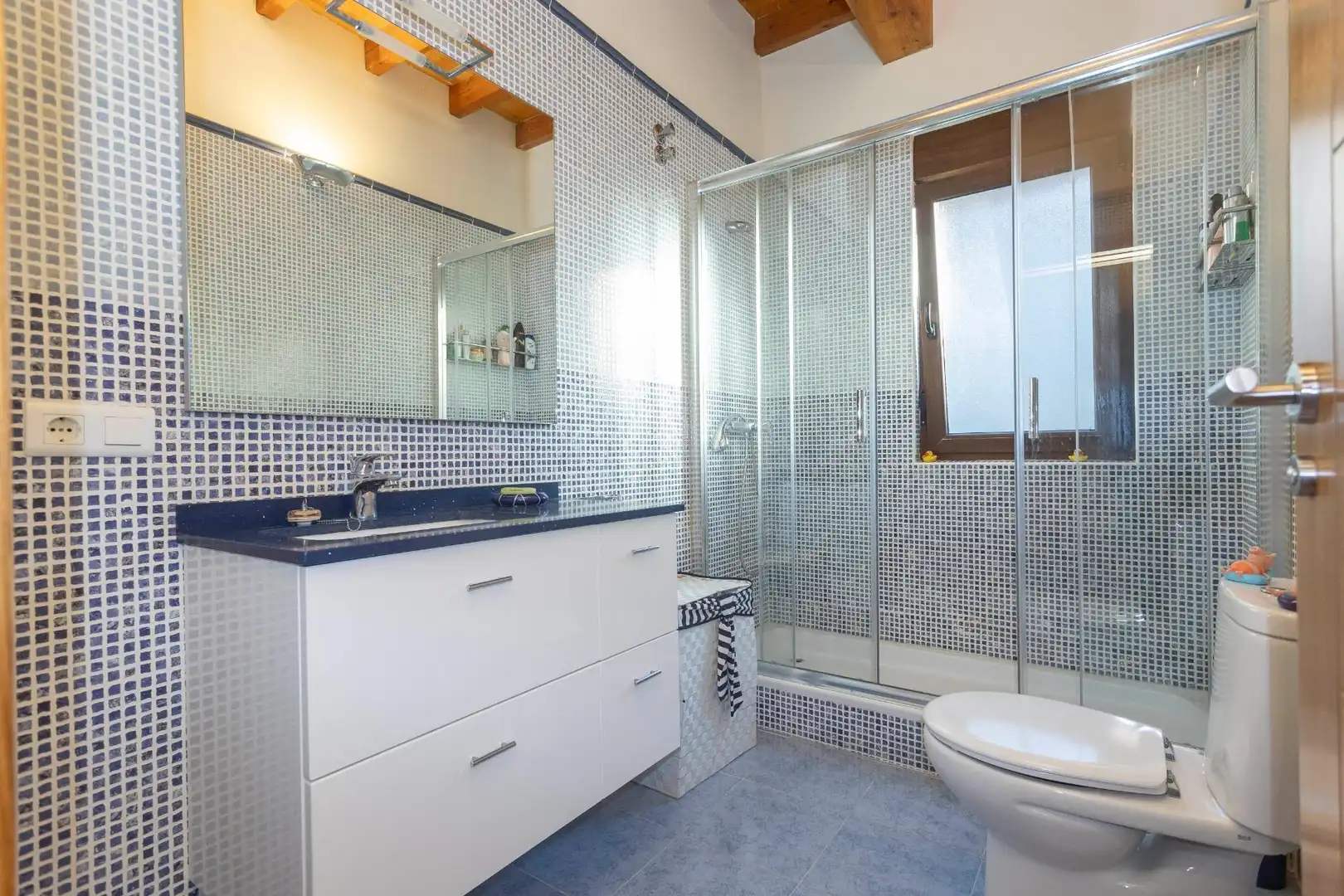 Badezimmer von Wohnung zum Verkauf in Val de San Vicente , Cantabria