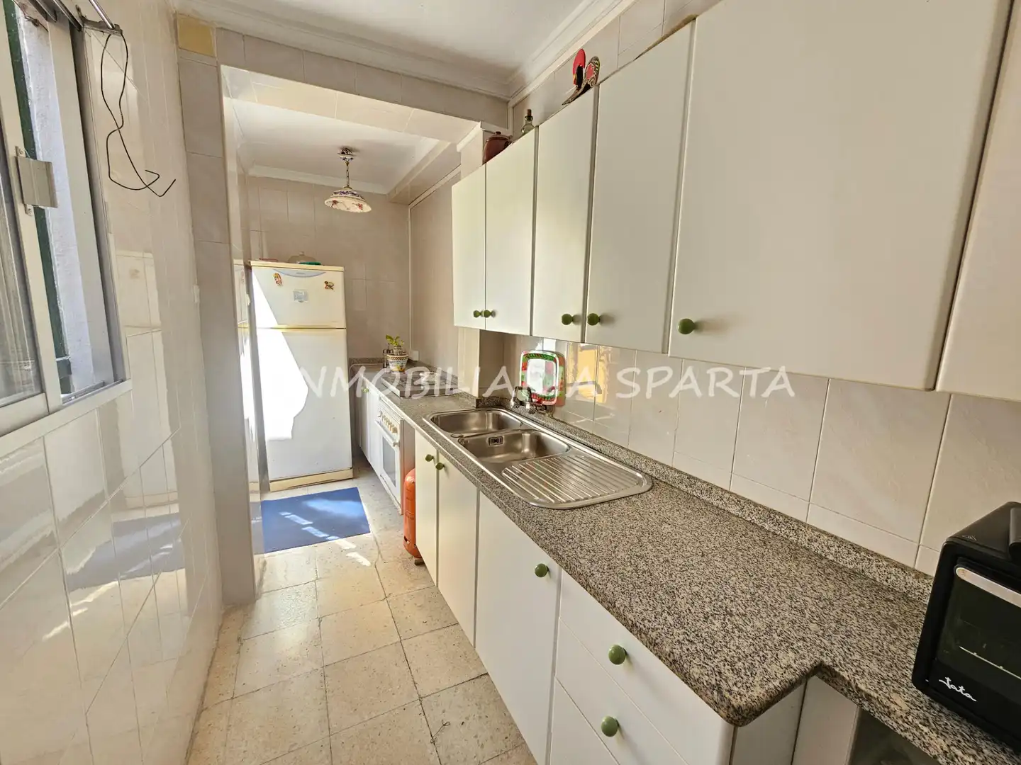 Cocina de Casa adosada en venta en Santiponce con Terraza, Trastero y Balcón
