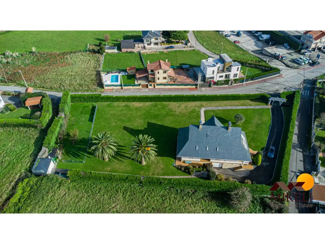 Vista exterior de Casa o chalet en venta en Santa Cruz de Bezana con Calefacción, Jardín privado y Terraza