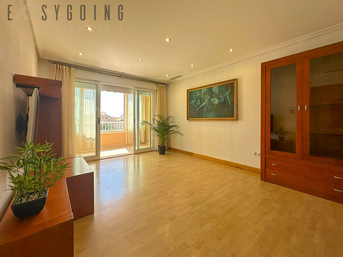Piso con terraza en venta en Carrer Caritat 40, imagen 3