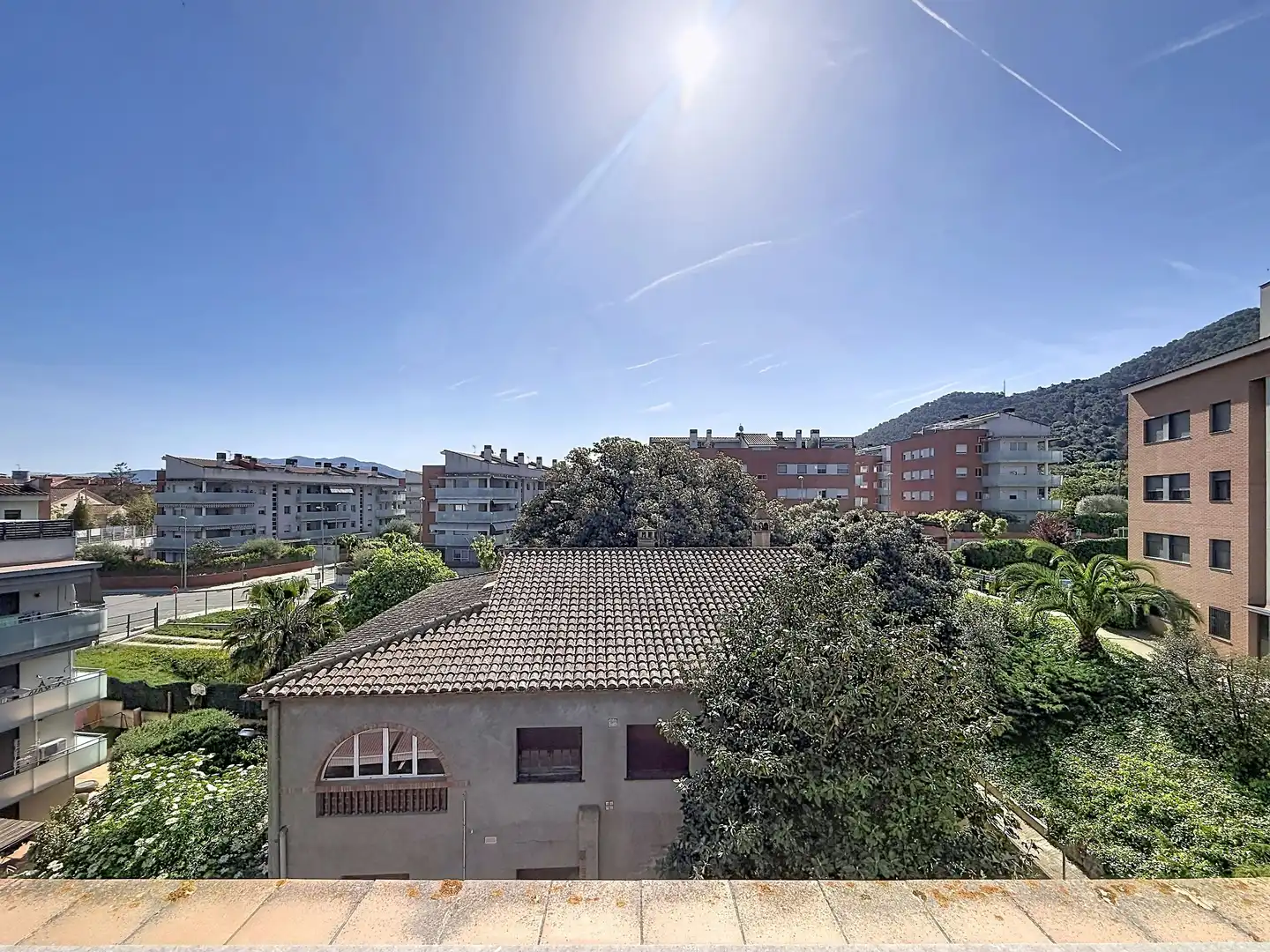 Vista exterior de Dúplex en venta en Montornès del Vallès con Aire acondicionado, Calefacción y Terraza