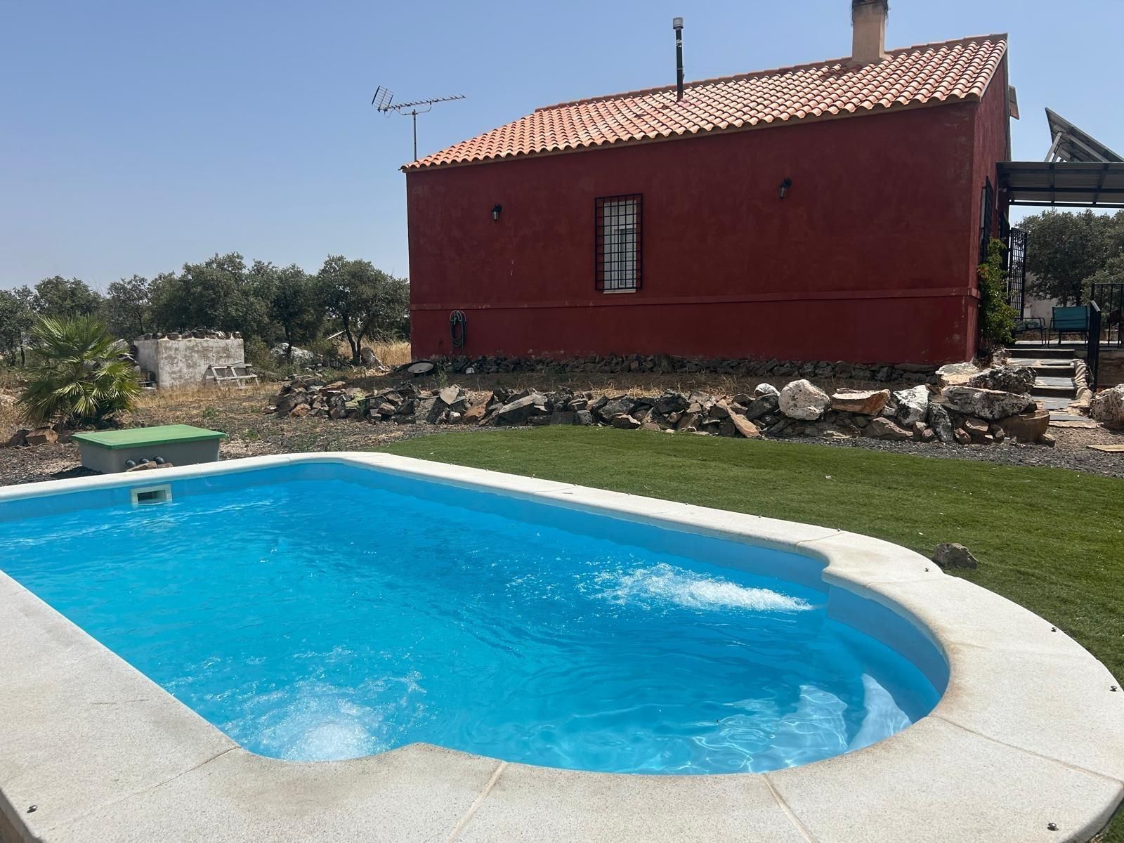 Piscina de Casa o xalet en venda en Almuradiel