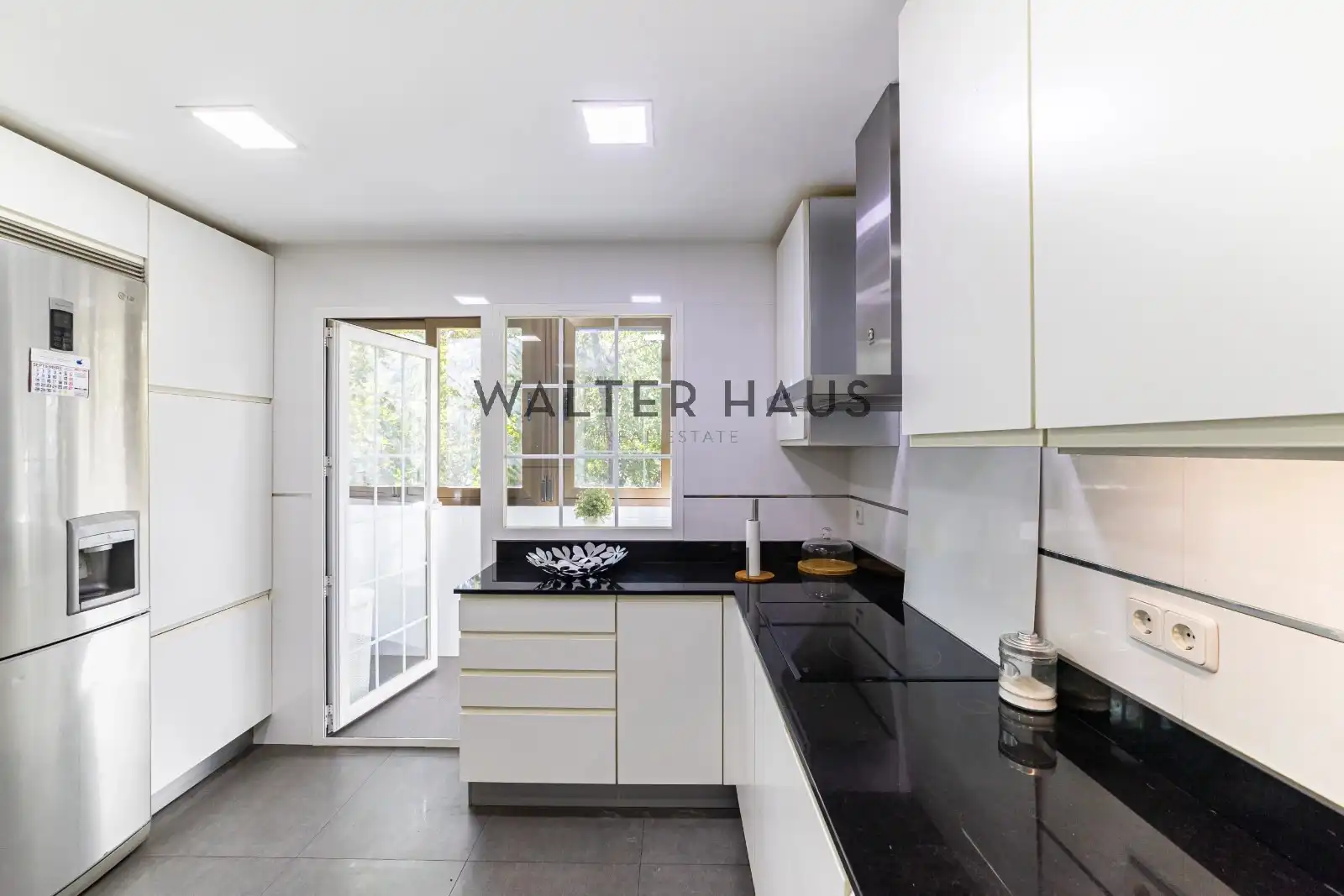 Flat with lift for sale in Travesía Santa María Magdalena, imagen 16