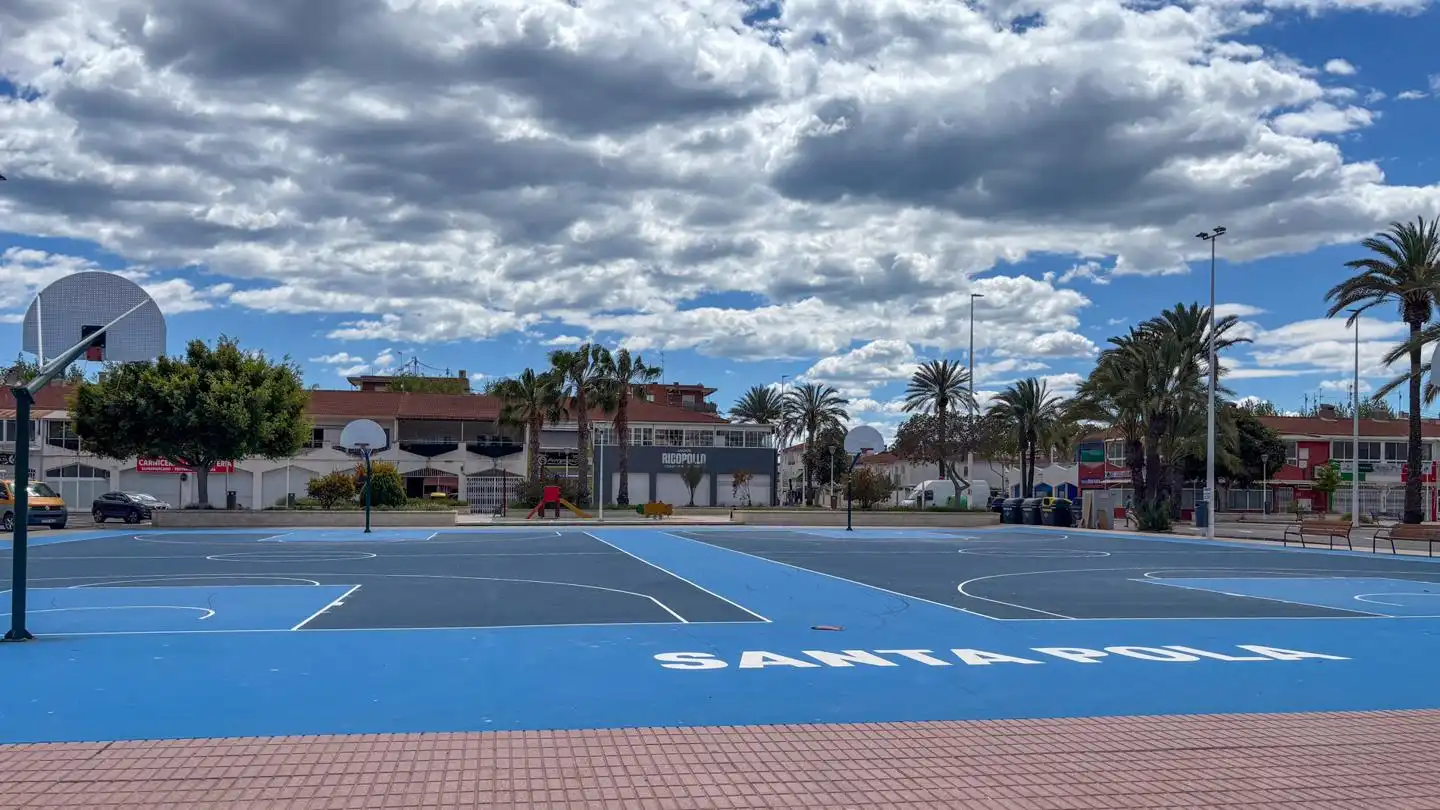 Exterior view of Houses for sale in Santa Pola  with Air Conditioner, Terrace and Storage room