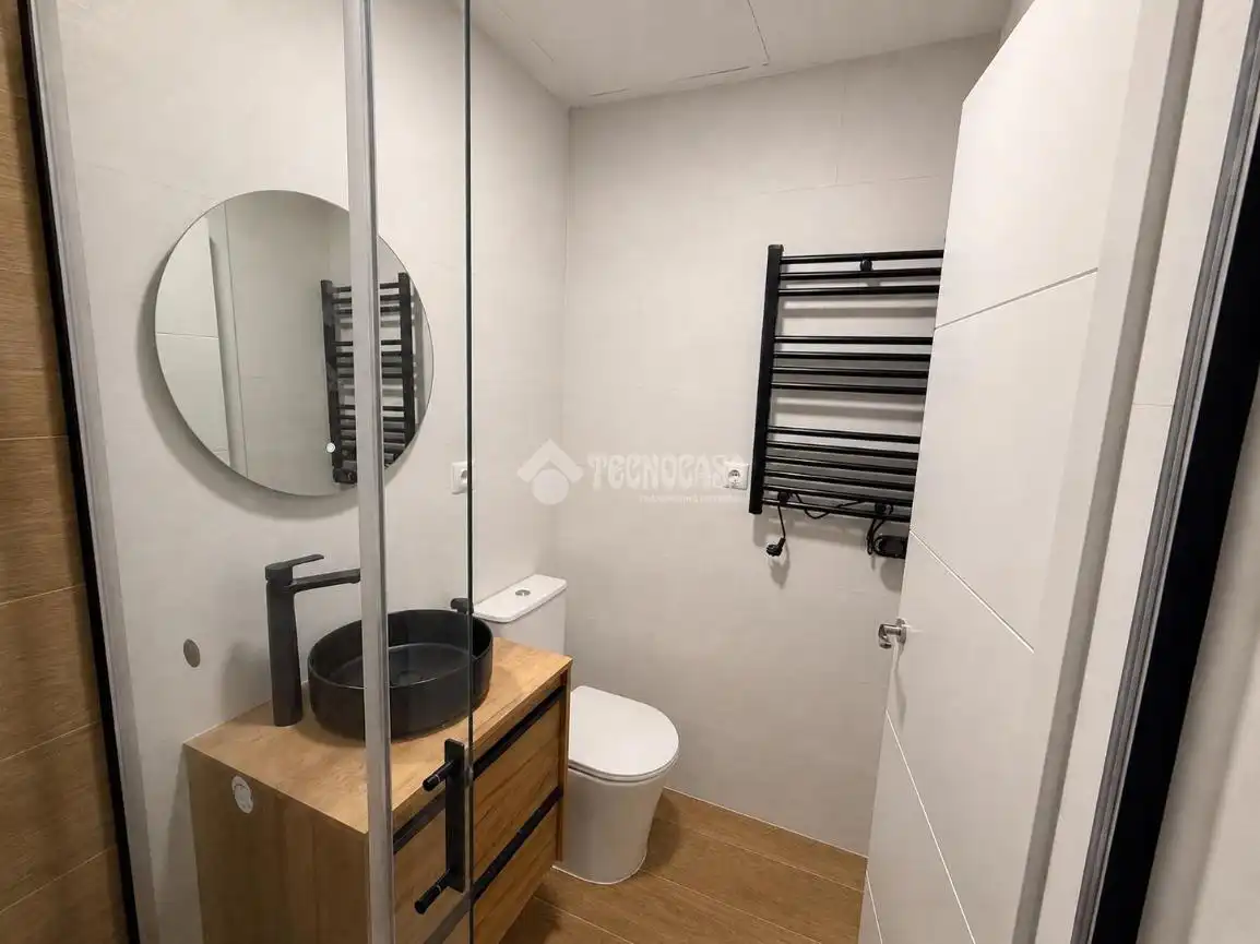 Baño de Piso en venta en Madrid con Parquet y Balcón