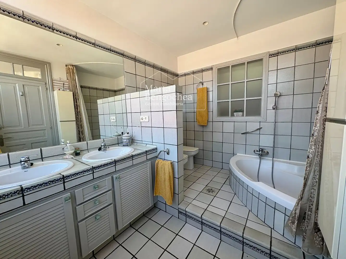 Bathroom of Attic for sale in Vitoria - Gasteiz  with Heating and Furnished