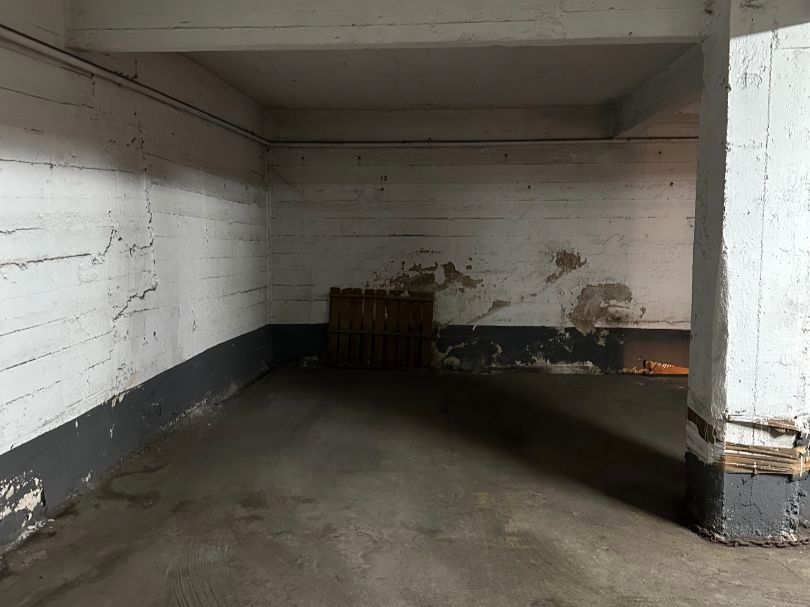 Garage to rent in Bilbao 