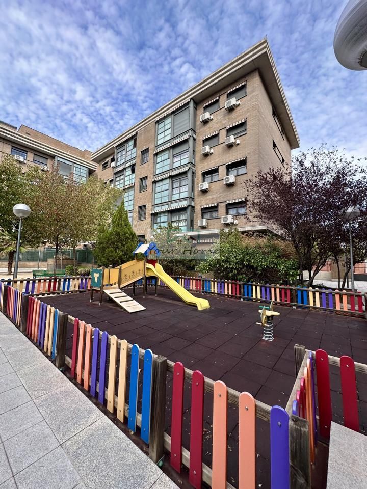 Exterior view of Flat for sale in Torrejón de Ardoz  with Air Conditioner, Heating and Storage room