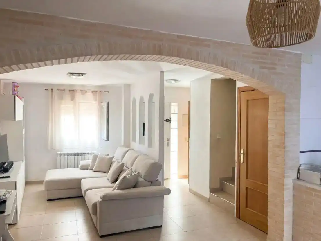 Sala de estar de Piso en venta en Cenicientos con Trastero
