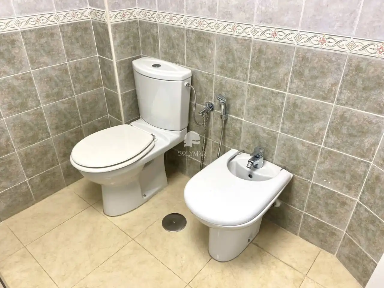 Badezimmer von Wohnung zur Miete in Vélez-Málaga mit Klimaanlage, Terrasse und Möbliert