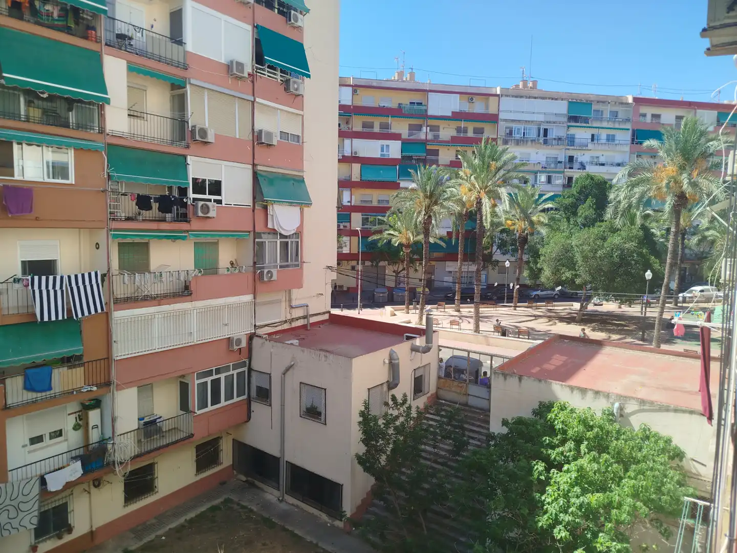 Vista exterior de Pis de lloguer en Alicante / Alacant amb Aire condicionat, Moblat i Rentadora