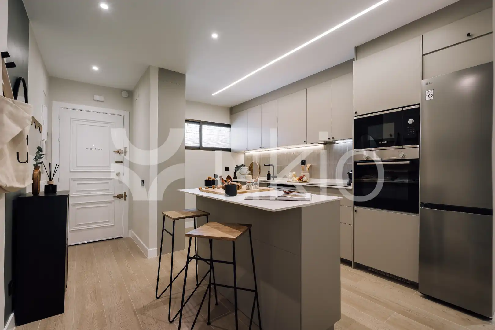 Cocina de Apartamento de alquiler en Madrid con Aire acondicionado, Calefacción y Amueblado