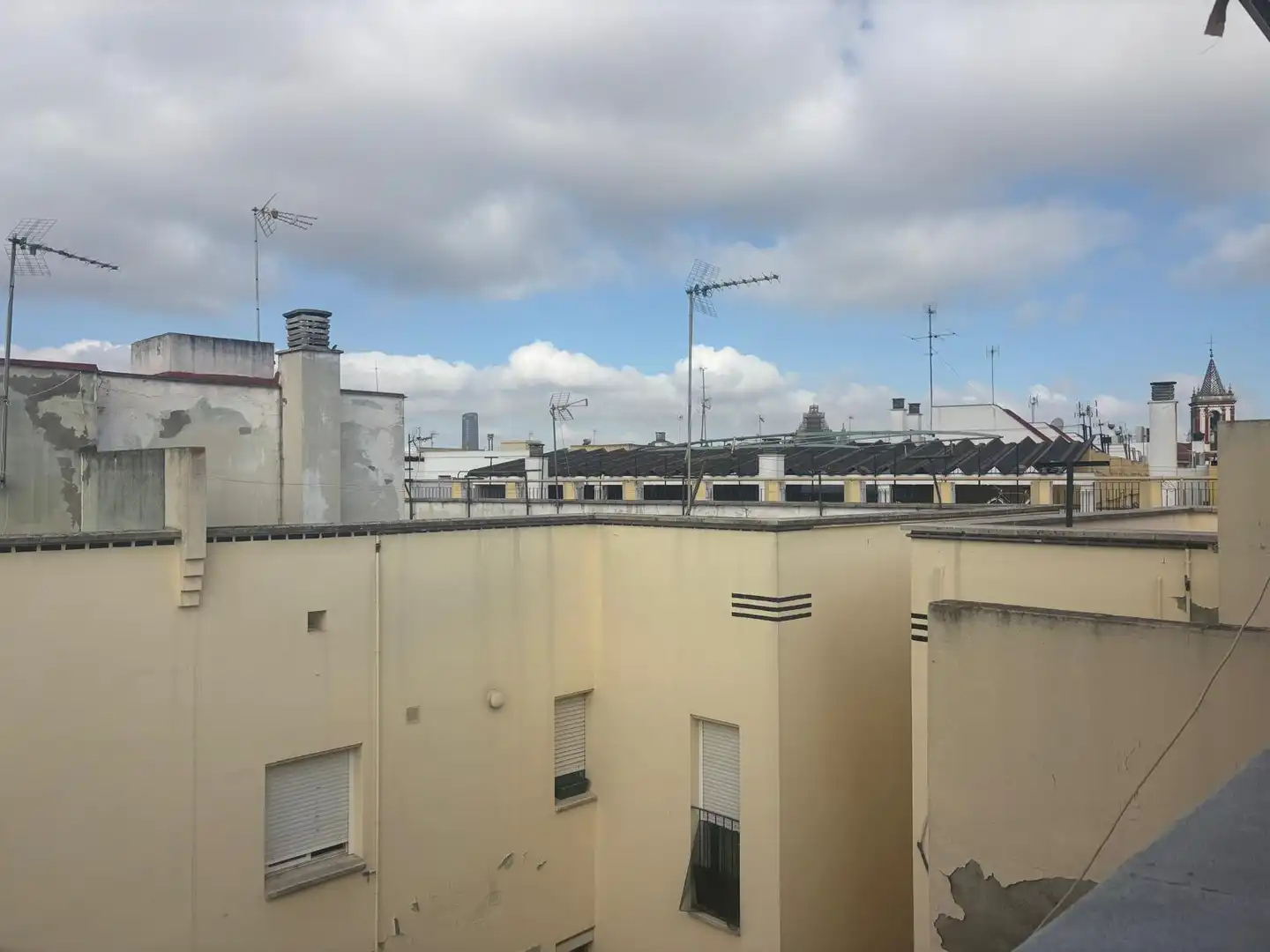 Casa adosada en venta en Calle San Hermenegildo, San Julián