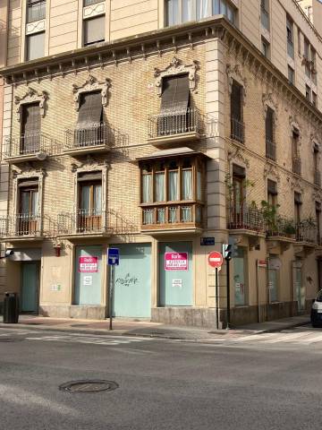 Local comercial en Alquiler en Alameda De Colón, 5 en El Carmen