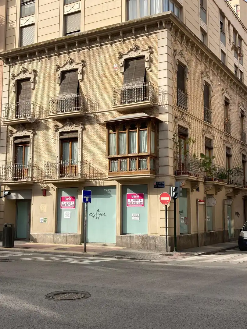 Gewerbefläche zur Miete in Alameda De Colón 5