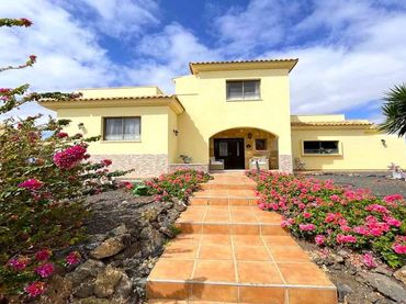 Casa amb piscina en venda a Cerco de los Vera