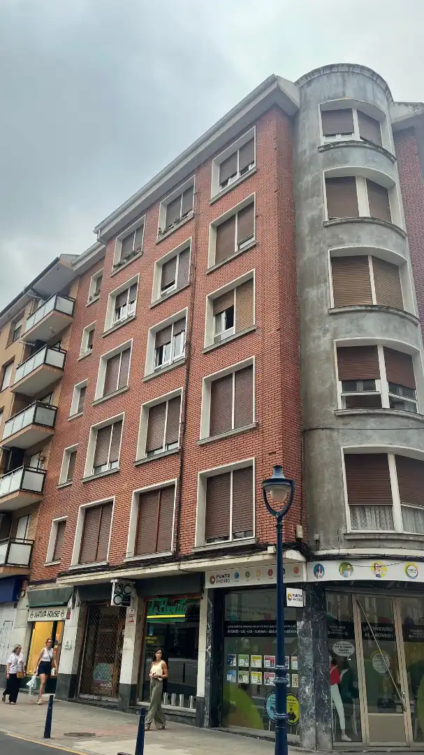 Exterior view of Flat for sale in Portugalete  with Heating, Storage room and Furnished