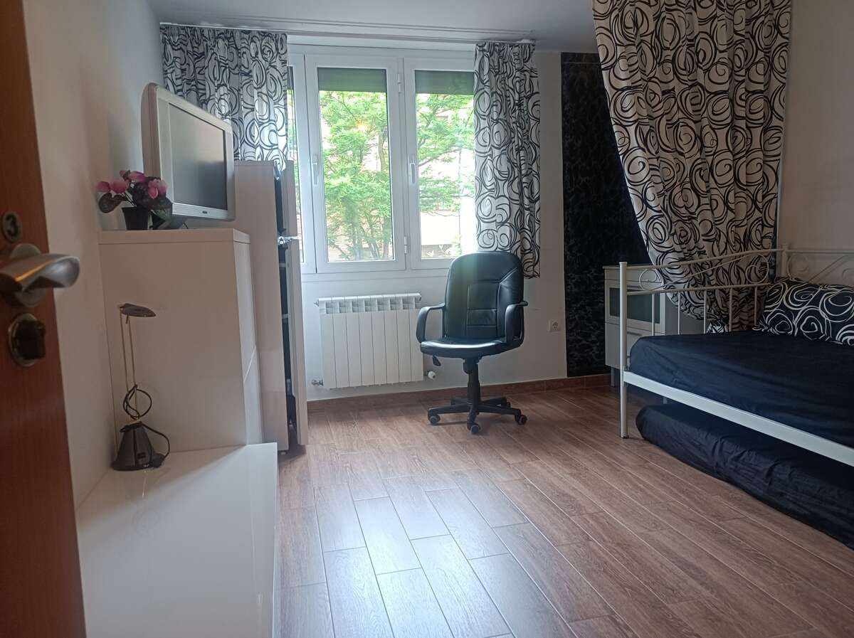 Flat to rent in HERACLIO FOURNIER, Adurtza