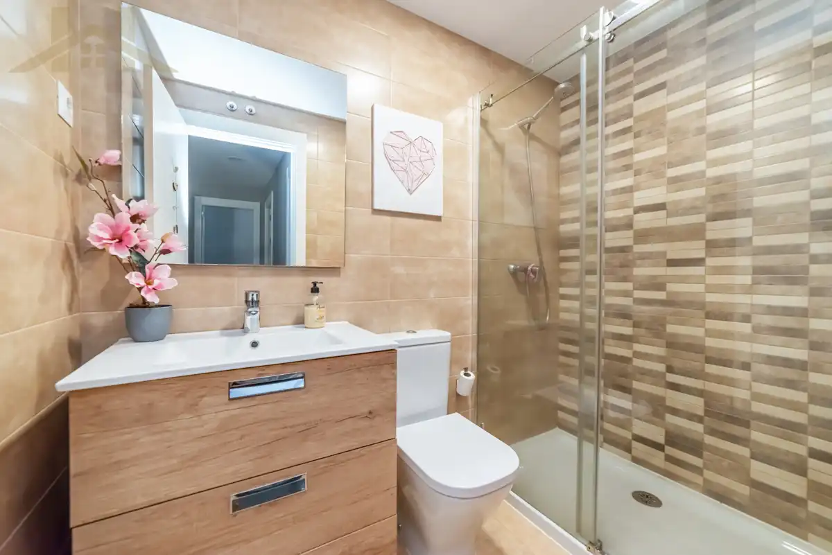 Baño de Dúplex en venta en Valdemoro con Aire acondicionado, Calefacción y Terraza