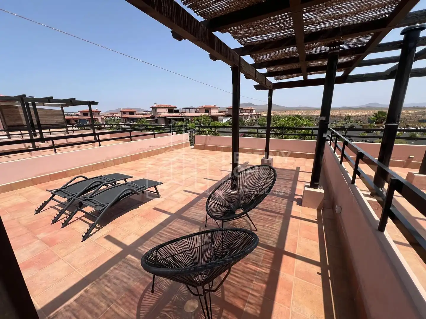 Terrassa de Casa adosada en venda en La Oliva amb Jardí privat, Terrassa i Moblat