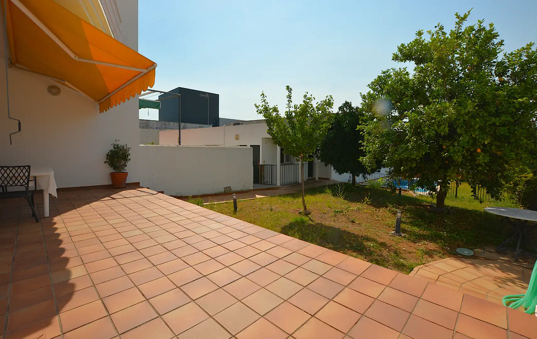 Semi-detached house with terrace for sale in Calle del Teatro