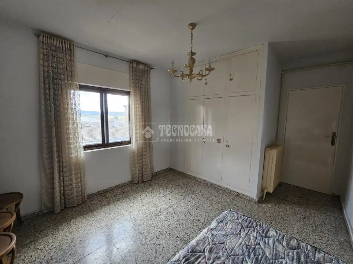Habitación de Piso en venta en Ávila con Calefacción y Terraza