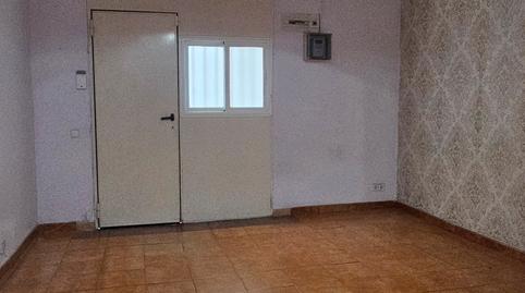 Foto 2 de Planta baixa en venda a Carrer de L'estronci, Sanfeliu, L'Hospitalet de Llobregat