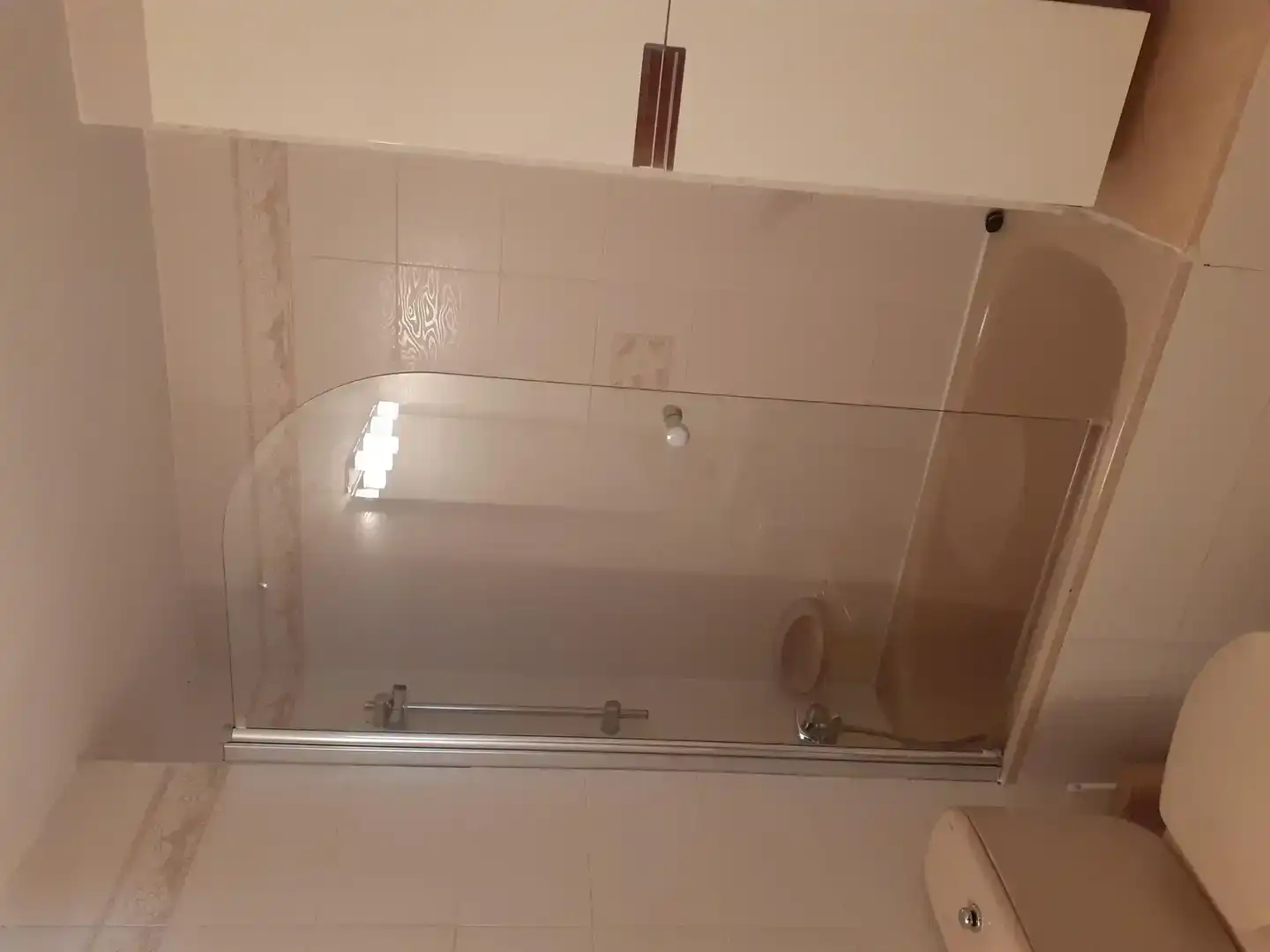 Badezimmer von Wohnungen zur Miete in Castellón de la Plana / Castelló de la Plana mit Klimaanlage, Privatgarten und Abstellraum