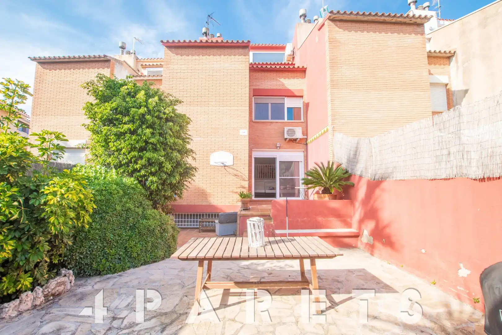 Jardín de Casa adosada de alquiler en Vilassar de Dalt con Aire acondicionado, Calefacción y Jardín privado