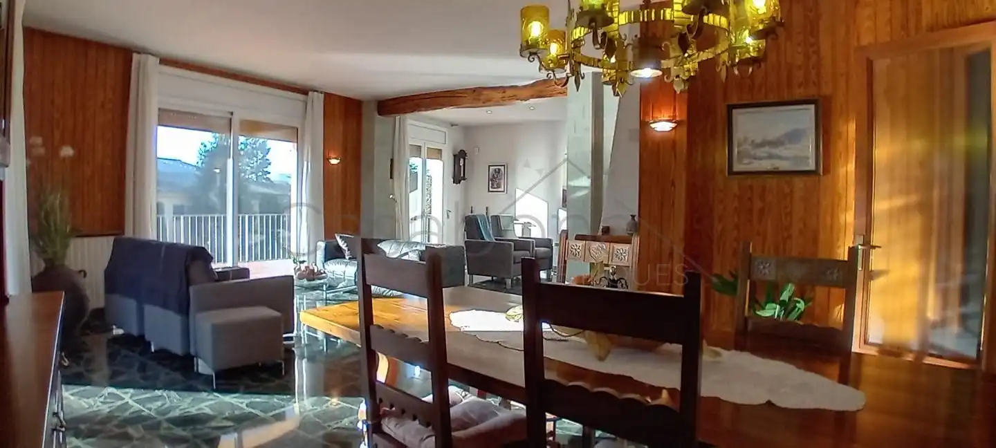 Comedor de Casa o chalet en venta en Sant Vicenç de Torelló con Calefacción, Jardín privado y Terraza