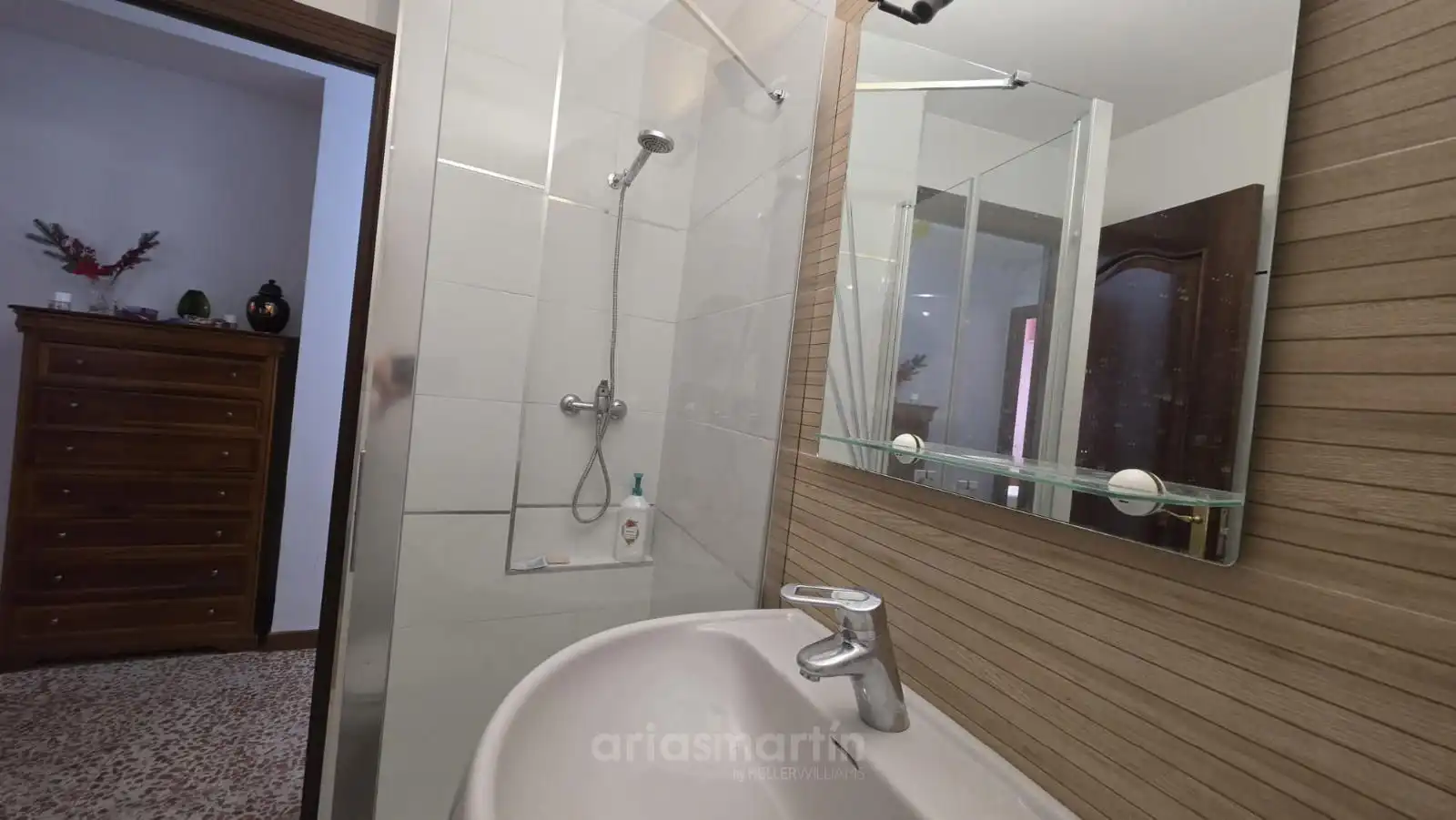 Badezimmer von Wohnung zur untervermieten in Salamanca mit Heizung, Terrasse und Möbliert