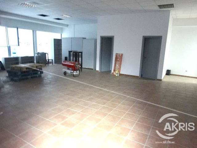 Oficina en Venta en Río Jarama en Santa María de Benquerencia