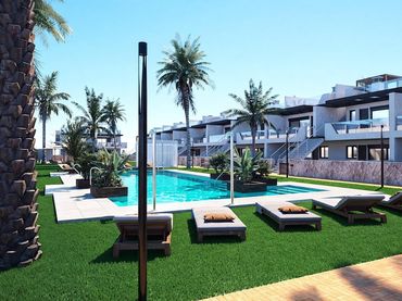 Bungalow con piscina en venta en Pilar de la Horadada ciudad