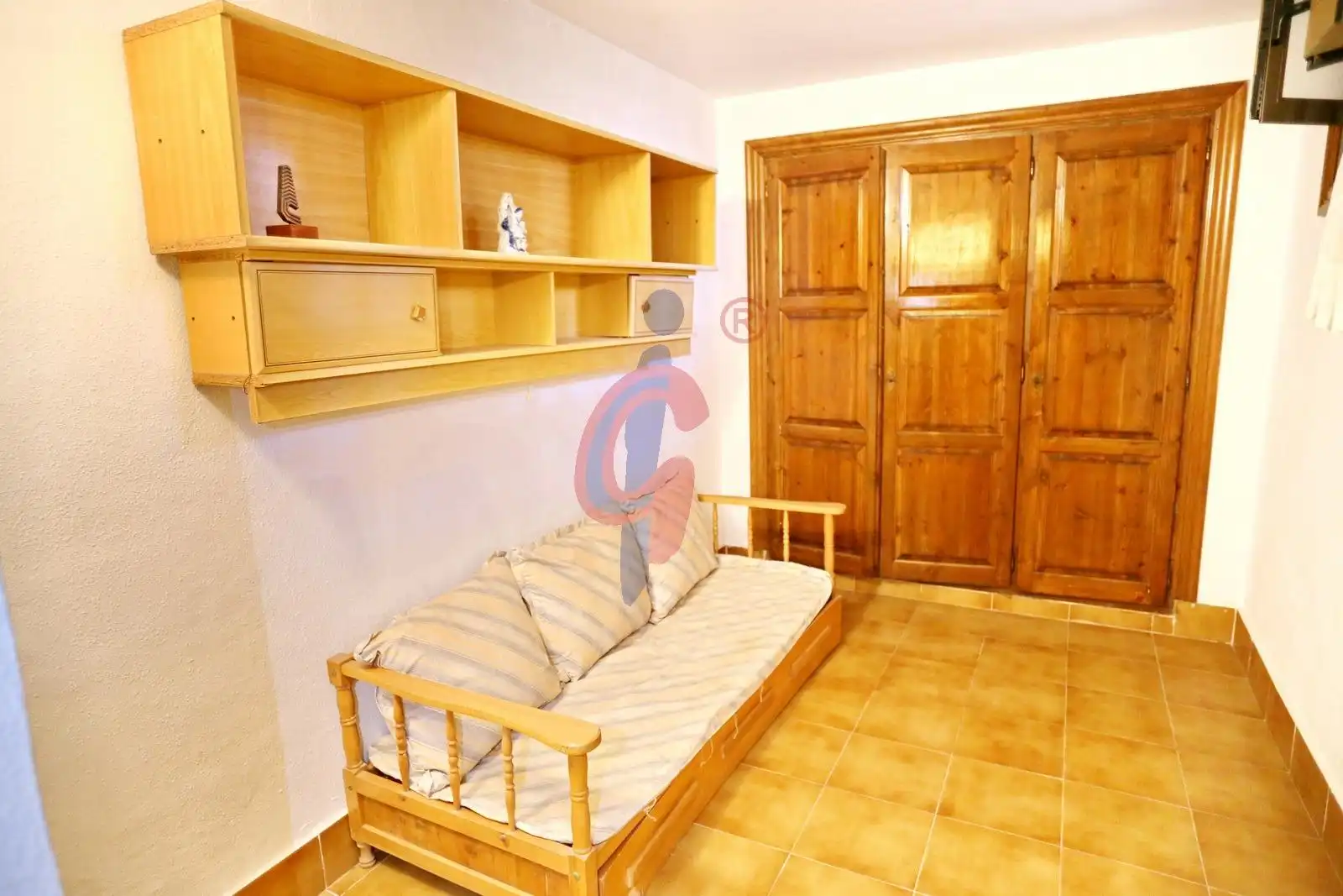 Habitación de Casa adosada en venta en Guardamar del Segura con Aire acondicionado, Calefacción y Terraza