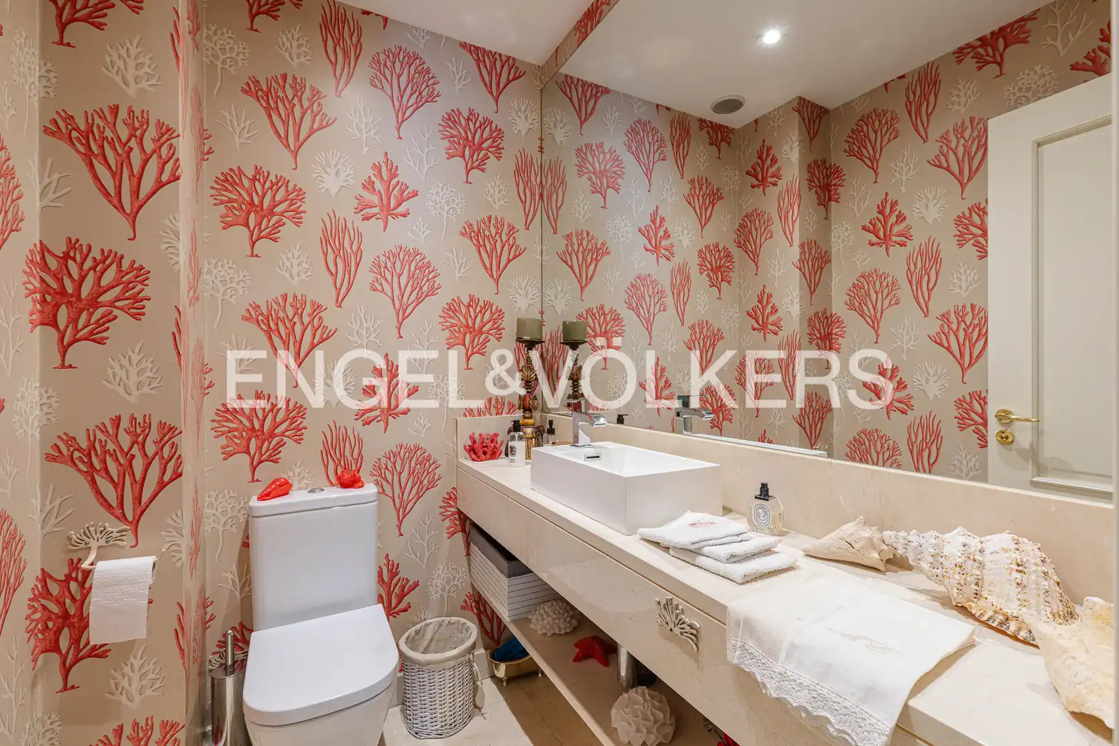 Baño de Casa o chalet en venta en Madrid con Aire acondicionado, Calefacción y Jardín privado