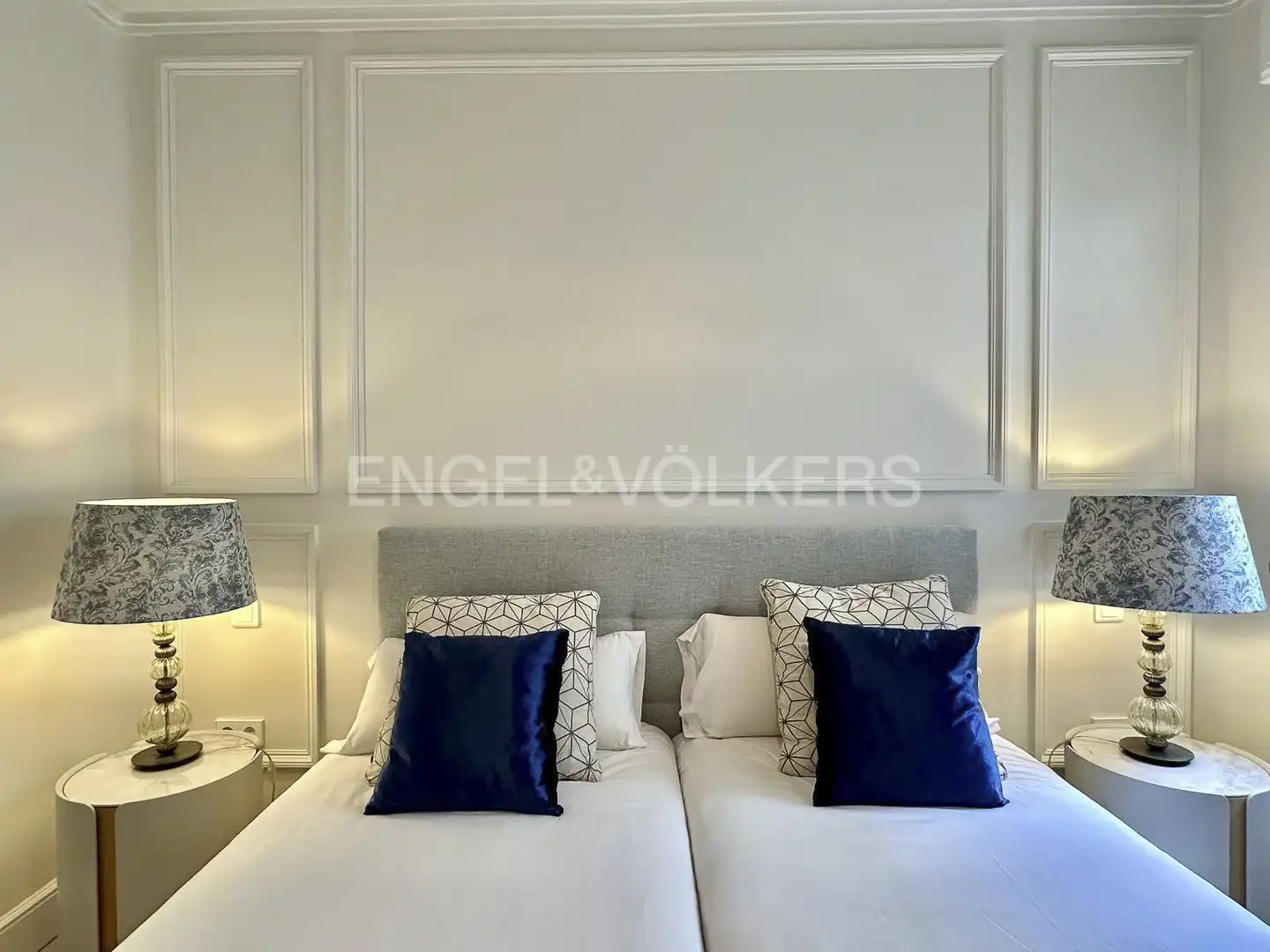 Habitación de Piso de alquiler en Madrid con Aire acondicionado, Calefacción y Amueblado