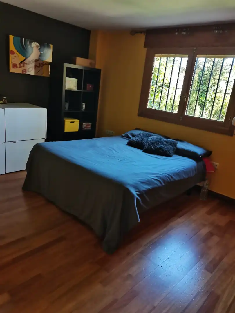 Dormitori de Casa o xalet en venda en Málaga amb Calefacció, Jardí privat i Parquet
